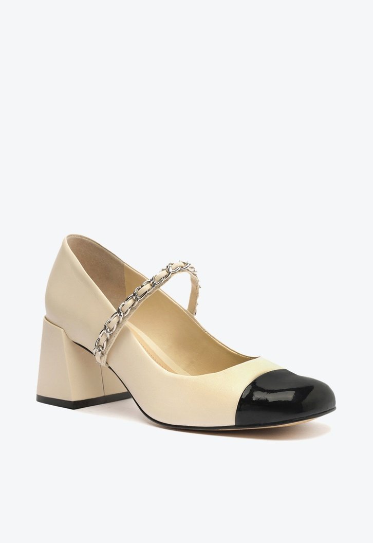 Sapato Boneca Off-White Couro Salto Bloco Tira Corrente